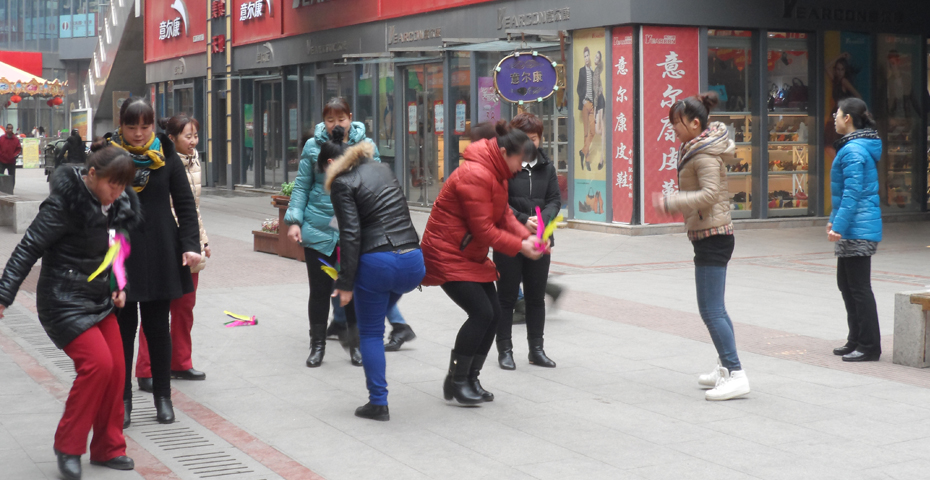 美麗女人節(jié)，快樂我定義——記家樂園百貨“三八”婦女節(jié)員工娛樂活動